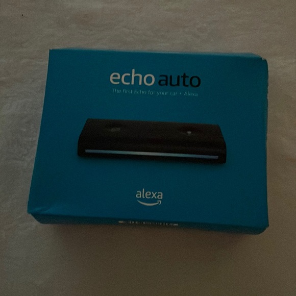 Amazon echo auto - Picture 1 of 3